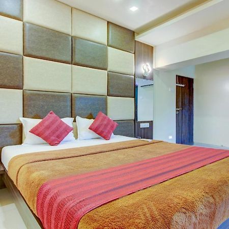 Kalyān K D Residency酒店 外观 照片